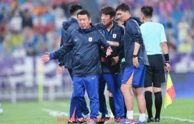 王者体育直播-2006年火箭队赛季战绩与球员表现分析